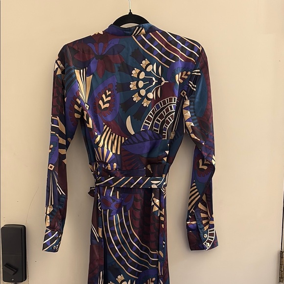 Ann Taylor Long Sleeve Dress in Purple and Gold - Picture 11 of 13